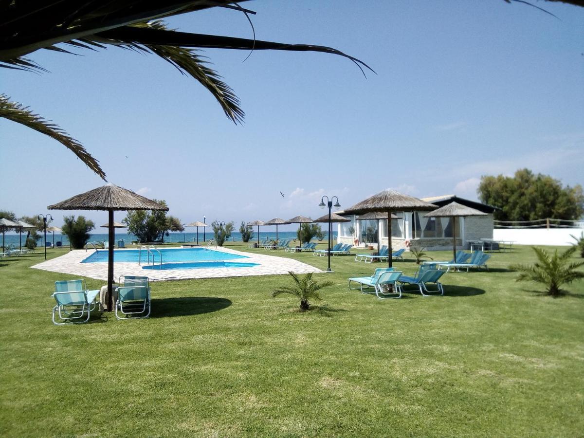 S&c Kosmos Aparthotel 3*